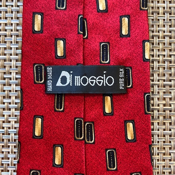 Do moggiio 100% Silk Tie Men Color: Red - Picture 2 of 4
